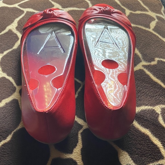 AEROSOLES Memory Foam Red Bow Leather Peep Toe Flats - Picture 4 of 7